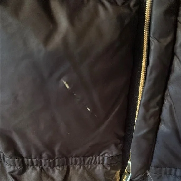 Michael Kors Black Puffer Coat with Hood and Quilted Design - Picture 4 of 8